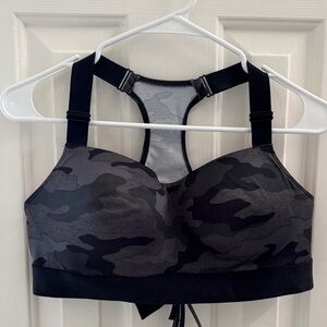 PINK Victoria's Secret Black and Gray Camo Sports Bra